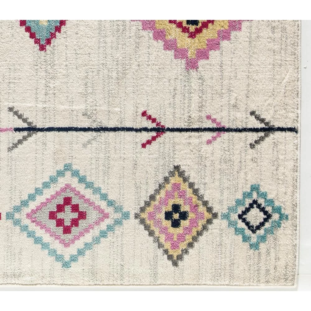 Bodrum Native Ivory Beige 4 ft. x 6 ft. Area Rug by CosmoLiving by Cosmopolitan 6 Bodrum Native Ivory Beige 4 ft. x 6 ft. Area Rug by CosmoLiving by Cosmopolitan - Image 4