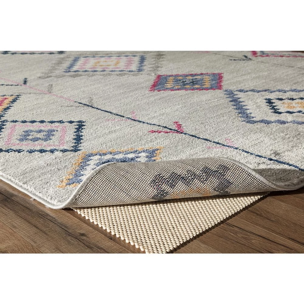 Blume Prabal Gray 5 ft. x 7 ft Area Rug by CosmoLiving by Cosmopolitan 6 Blume Prabal Gray 5 ft. x 7 ft Area Rug by CosmoLiving by Cosmopolitan - Image 4