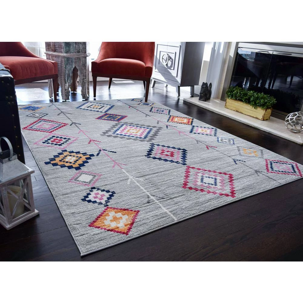 Bodrum Soleil Native Gray Tribal 8 ft. x 12 ft. Area Rug by CosmoLiving by Cosmopolitan 4 Bodrum Soleil Native Gray Tribal 8 ft. x 12 ft. Area Rug by CosmoLiving by Cosmopolitan - Image 2