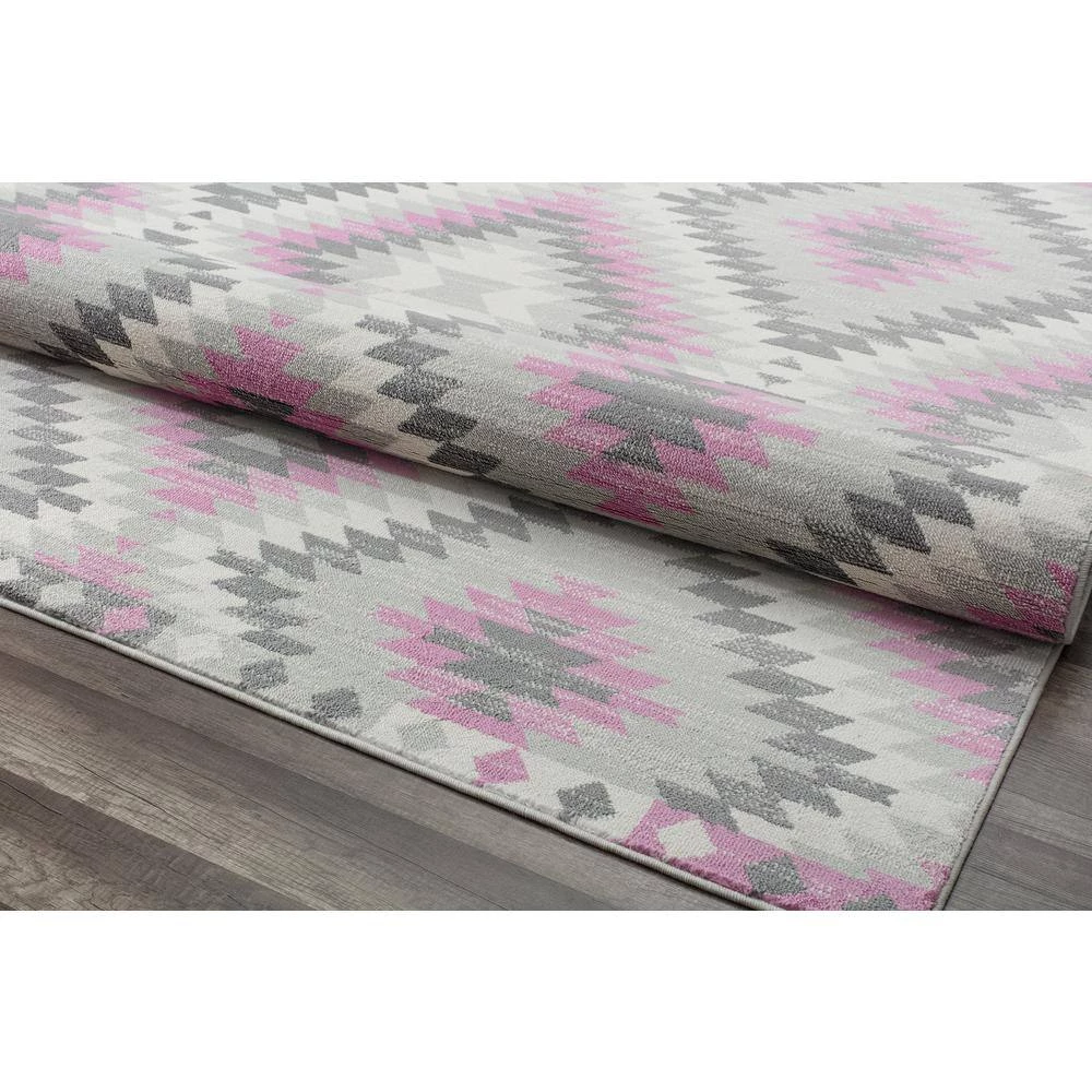 Bodrum Taffy Gray 5 ft. x 7 ft. Area Rug by CosmoLiving by Cosmopolitan 7 Bodrum Taffy Gray 5 ft. x 7 ft. Area Rug by CosmoLiving by Cosmopolitan - Image 5