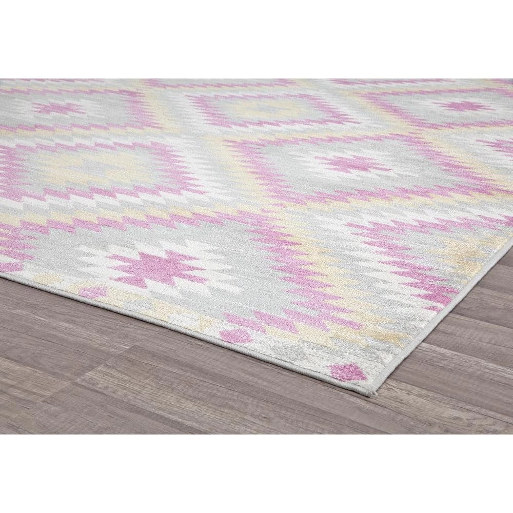 Bodrum BubbleGum Gray 5 ft. x 7 ft. Area Rug by CosmoLiving by Cosmopolitan 5 Bodrum BubbleGum Gray 5 ft. x 7 ft. Area Rug by CosmoLiving by Cosmopolitan - Image 3