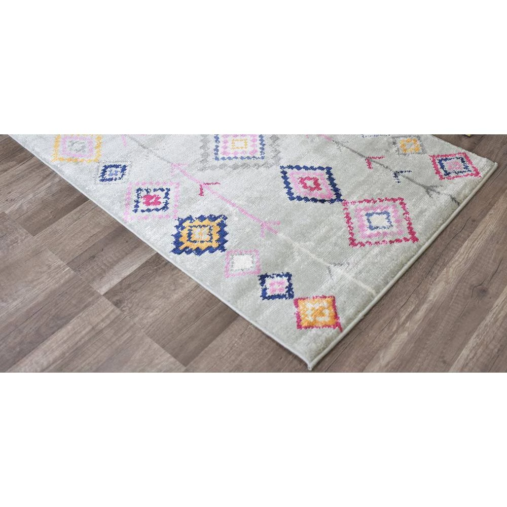 Bodrum Native Grey Multi 2 ft. x4 ft. Area Rug by CosmoLiving by Cosmopolitan 7 Bodrum Native Grey Multi 2 ft. x4 ft. Area Rug by CosmoLiving by Cosmopolitan - Image 5