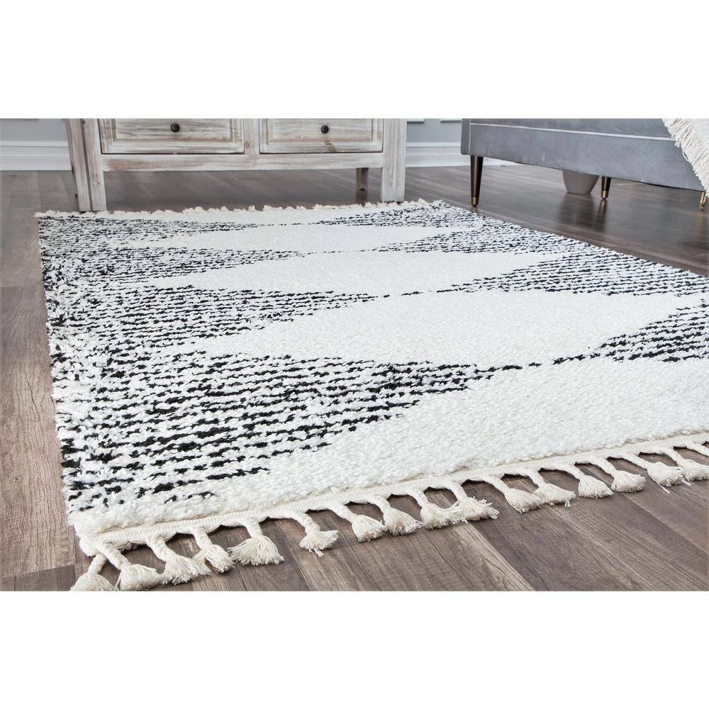 Mason Shag Heath White 8 ft. x 10 ft. Area Rug by CosmoLiving by Cosmopolitan 7 Mason Shag Heath White 8 ft. x 10 ft. Area Rug by CosmoLiving by Cosmopolitan - Image 5