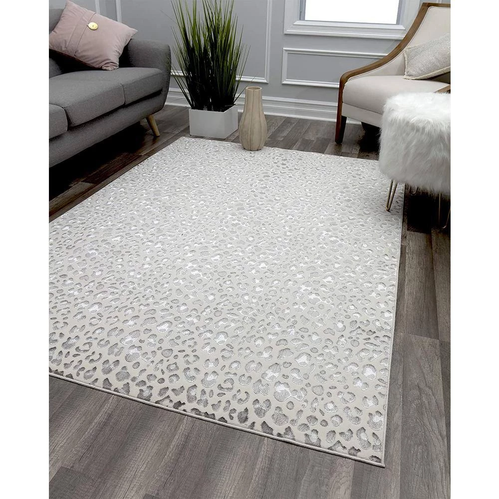 Hazel Snow Leopard White 5 ft. x 7 ft. Area Rug by CosmoLiving by Cosmopolitan 7 Hazel Snow Leopard White 5 ft. x 7 ft. Area Rug by CosmoLiving by Cosmopolitan - Image 5
